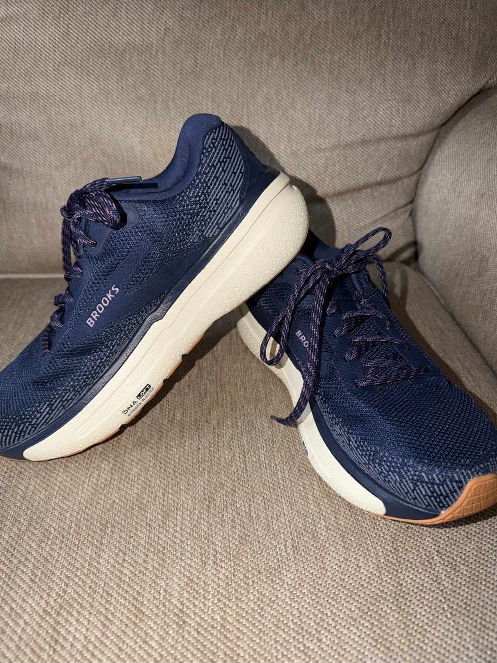 Brooks women’s Navy Blue Athletic Running Shoes with Cream Soles